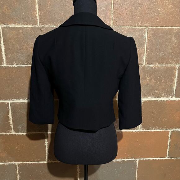 Bebe Cropped Black Two Button Jacket Blazer Women's Size 4 - Picture 5 of 8
